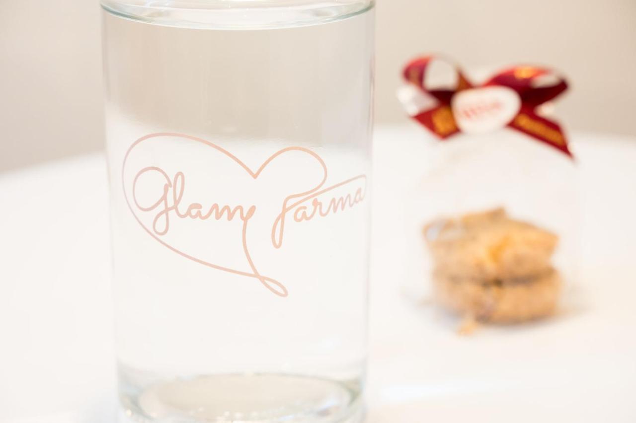 Glam Parma Hotel Kültér fotó