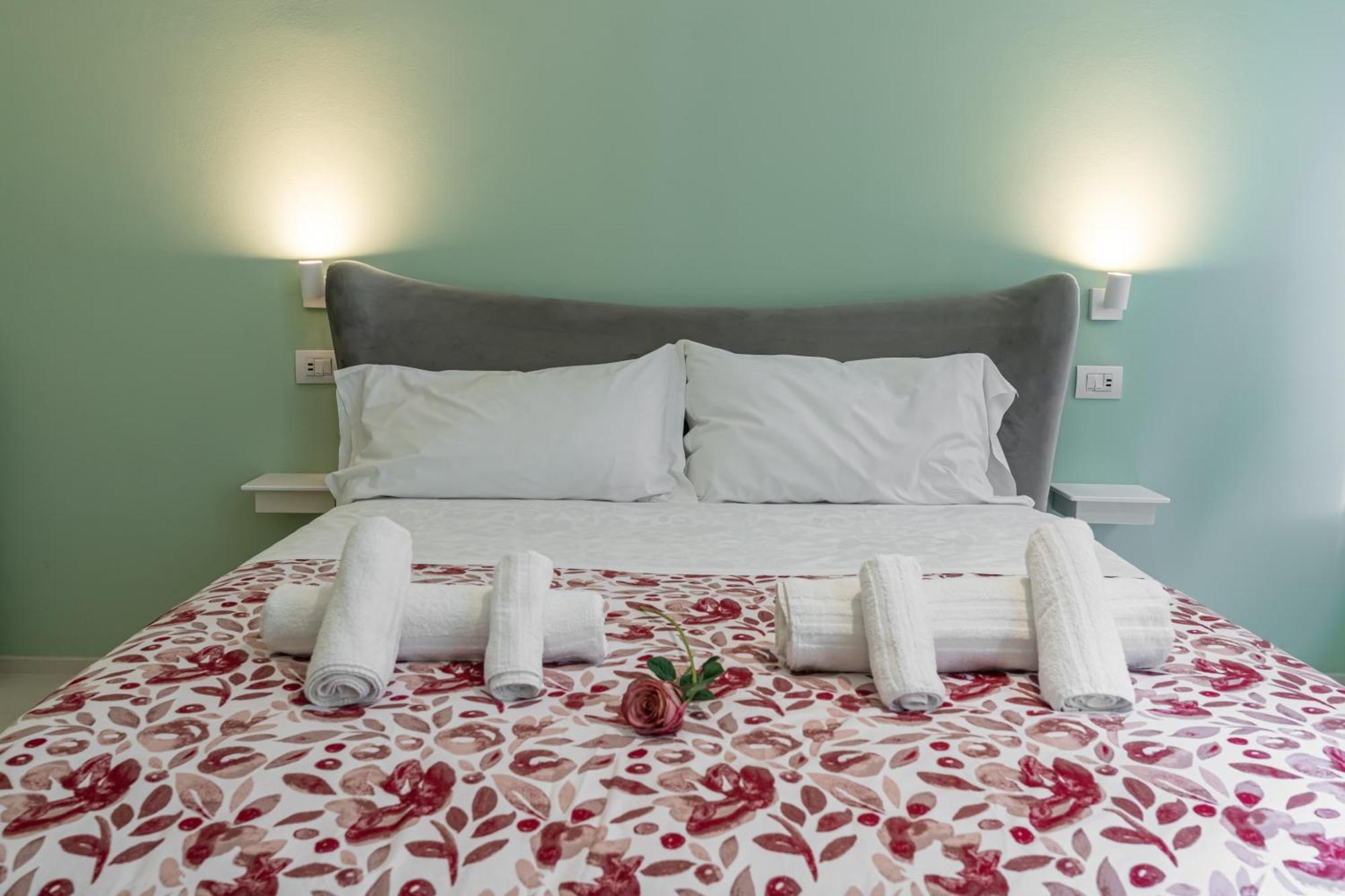 Glam Parma Hotel Kültér fotó