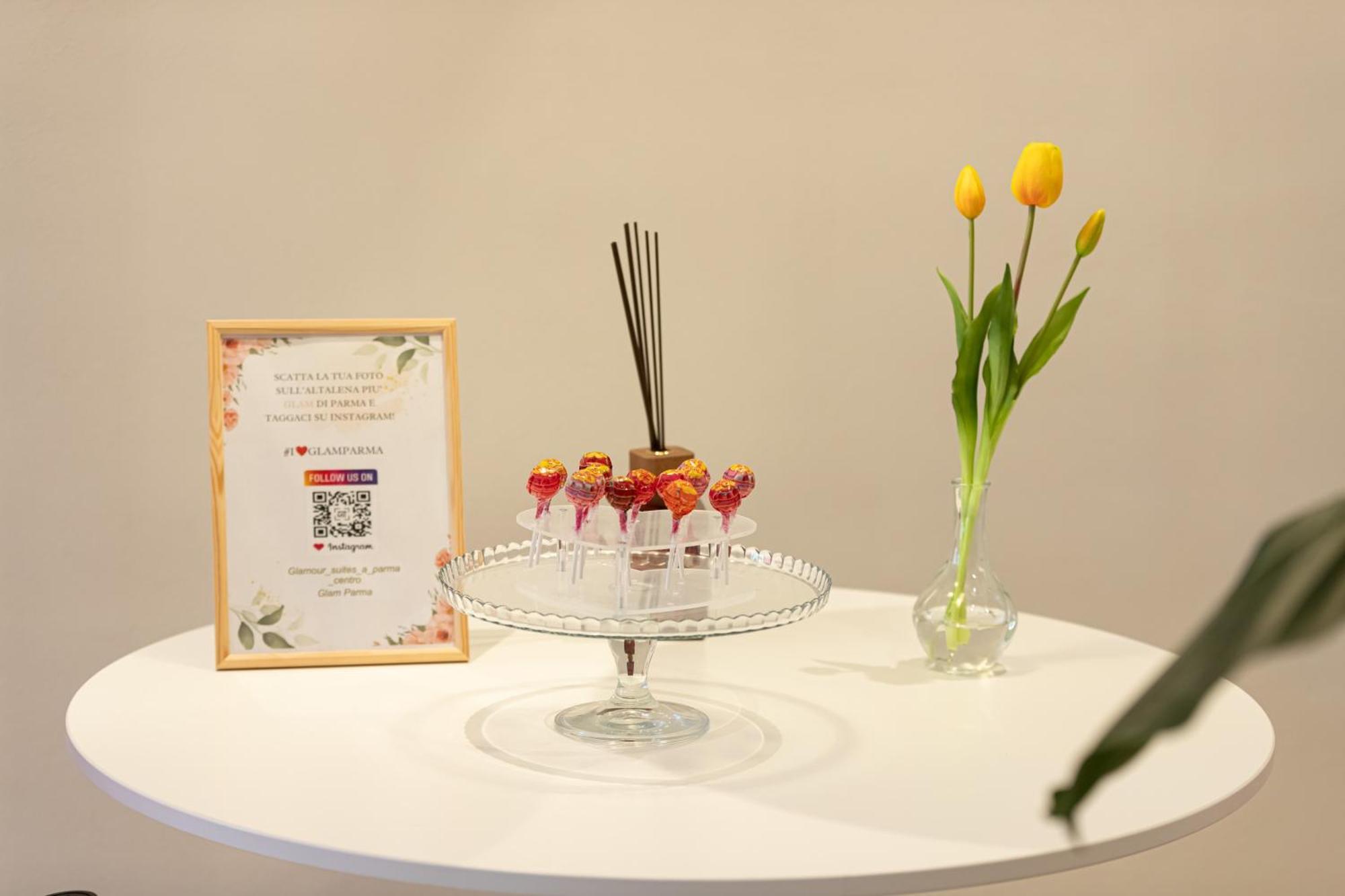 Glam Parma Hotel Kültér fotó