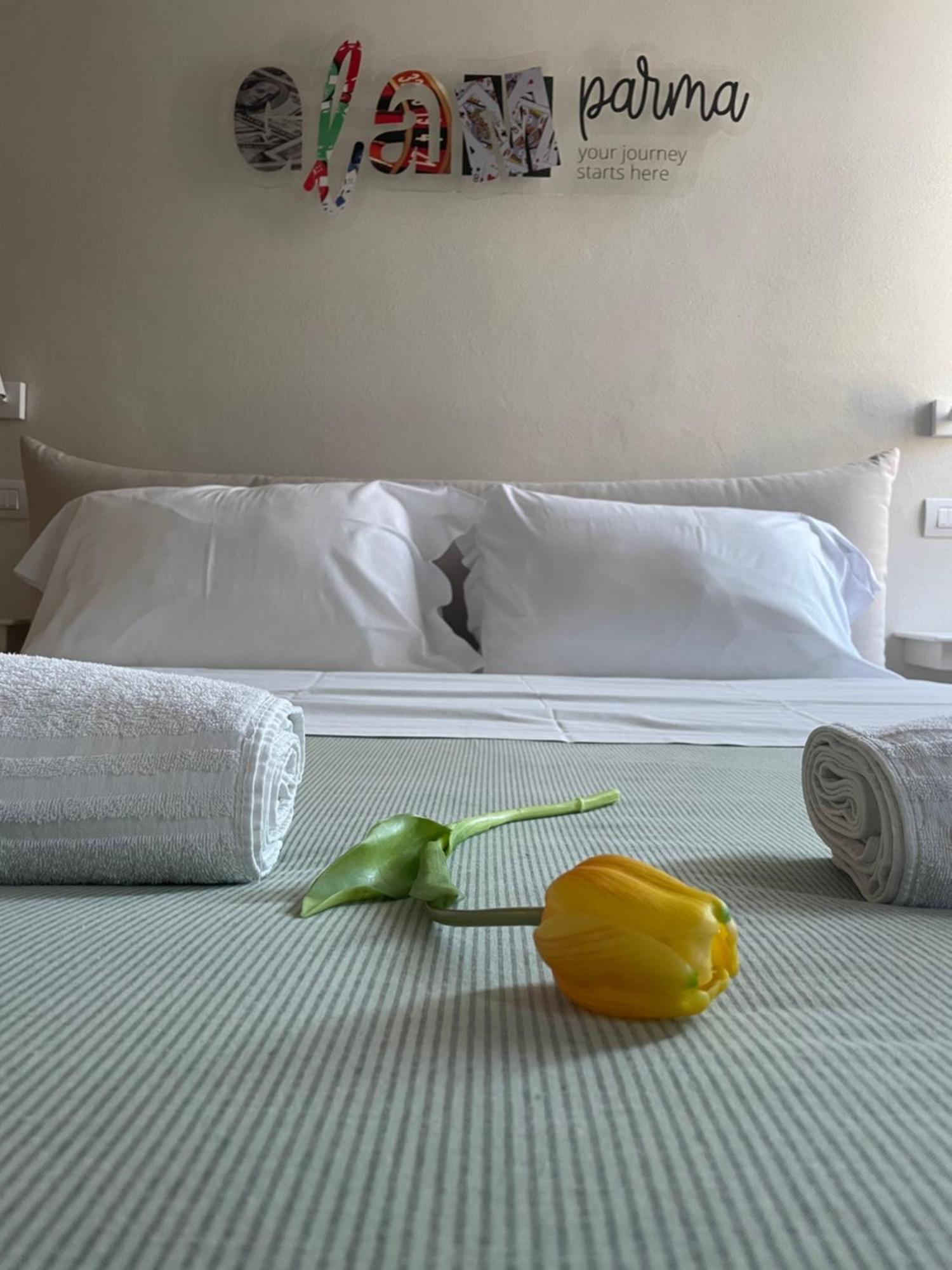 Glam Parma Hotel Kültér fotó