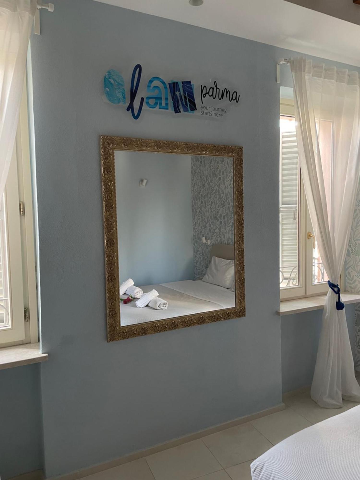 Glam Parma Hotel Kültér fotó